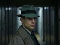 �������-������